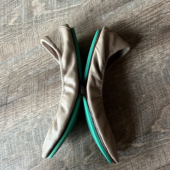 Tieks Taupe Ballet Flats - Picture 6 of 7